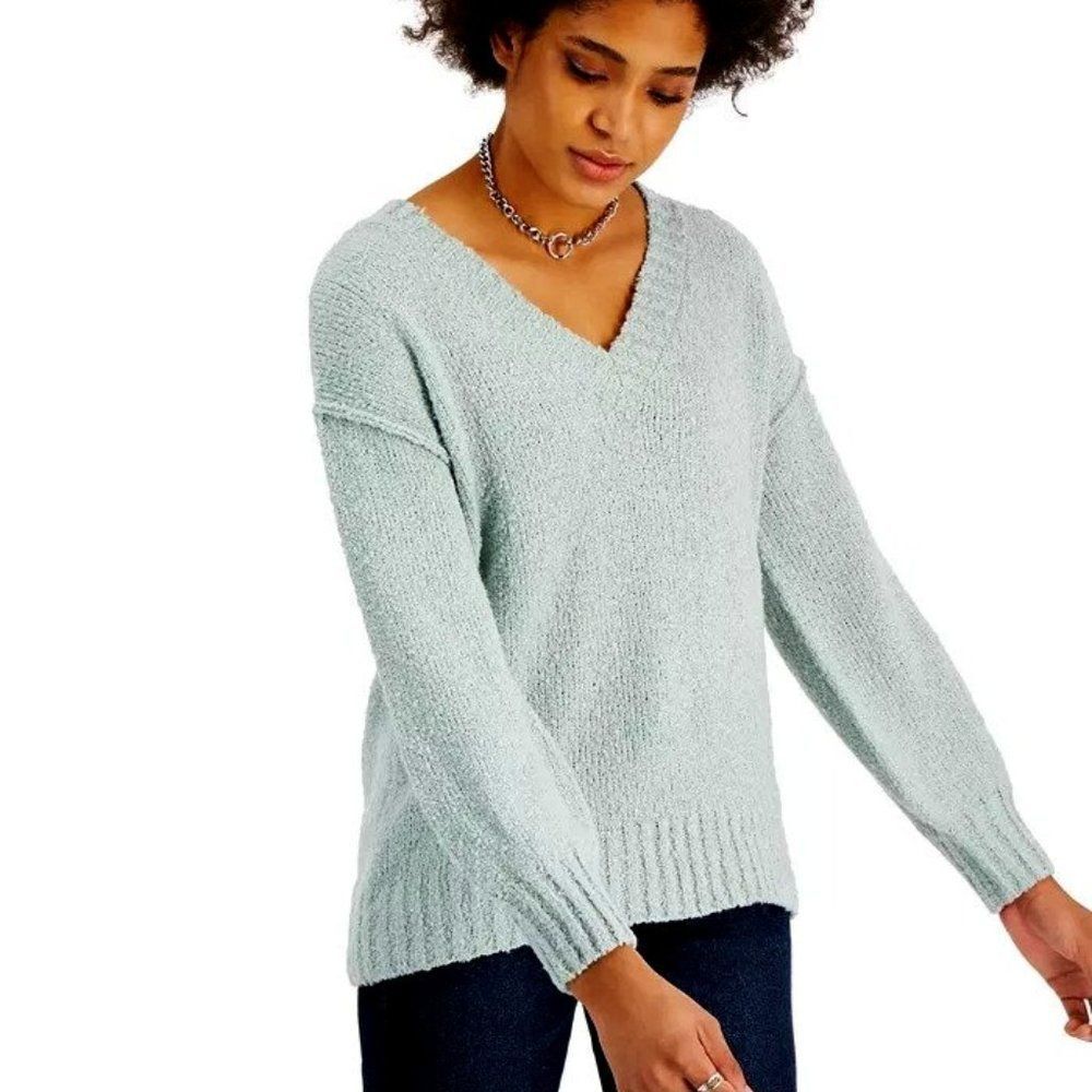 Hippie Rose Juniors' V-Neck Tunic Sweater
